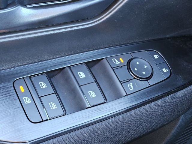 New 2026 Nissan Kicks S image 19