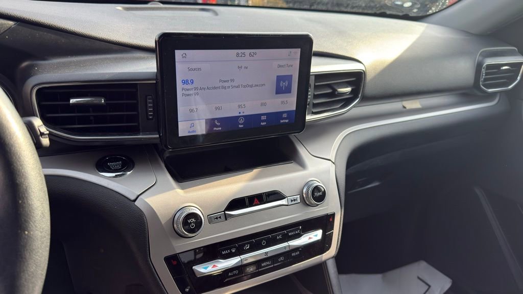 Used 2022 Ford Explorer XLT w/ Equipment Group 202A AWD/4WD image 13