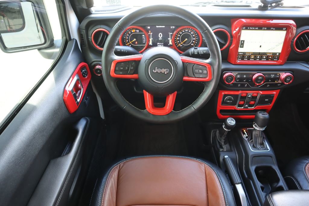 Used 2018 Jeep Wrangler Unlimited Sahara image 20