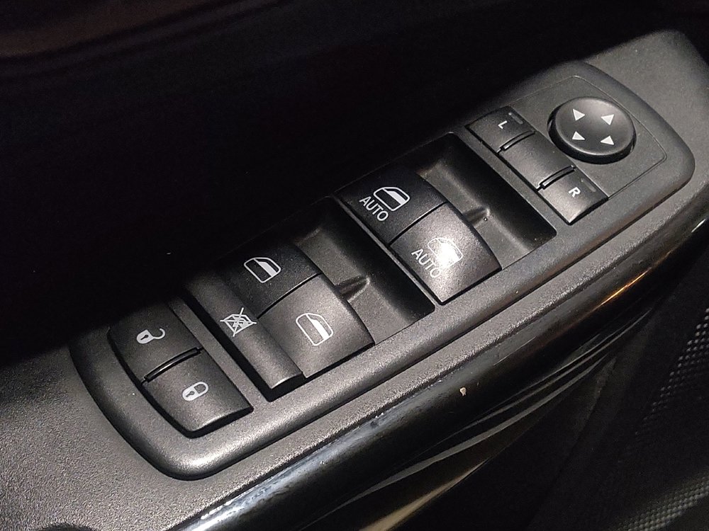 Used 2019 Jeep Cherokee Latitude Plus image 27