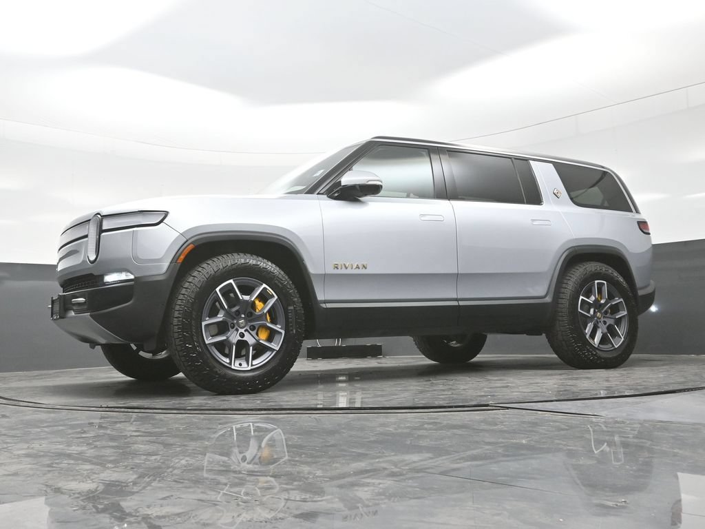 Used 2023 Rivian R1S Adventure AWD/4WD image 28