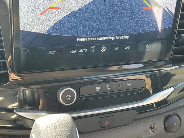 Used 2023 Ford Transit 350 XLT image 19