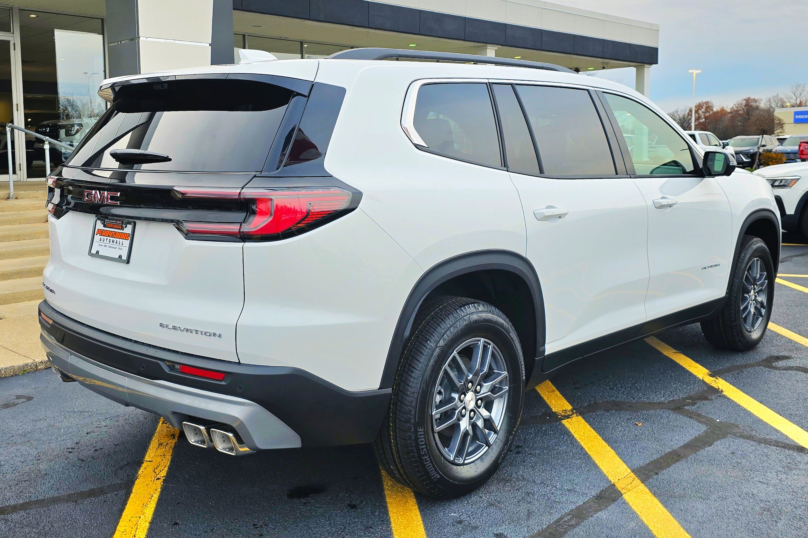 New 2026 GMC Acadia Elevation w/ LPO, Floor Liner Package image 9