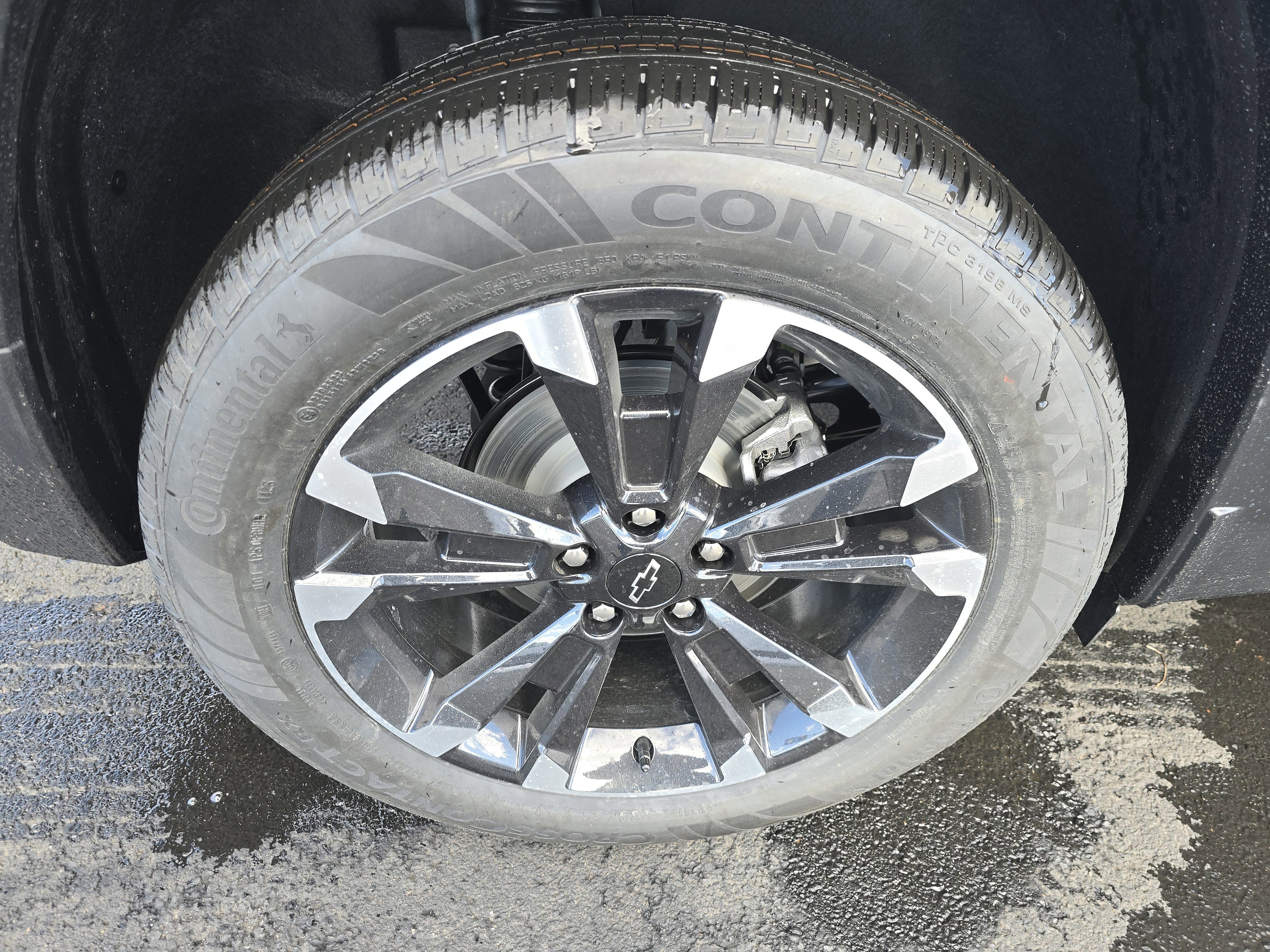 New 2026 Chevrolet Equinox RS w/ Safety and Technology Package image 9