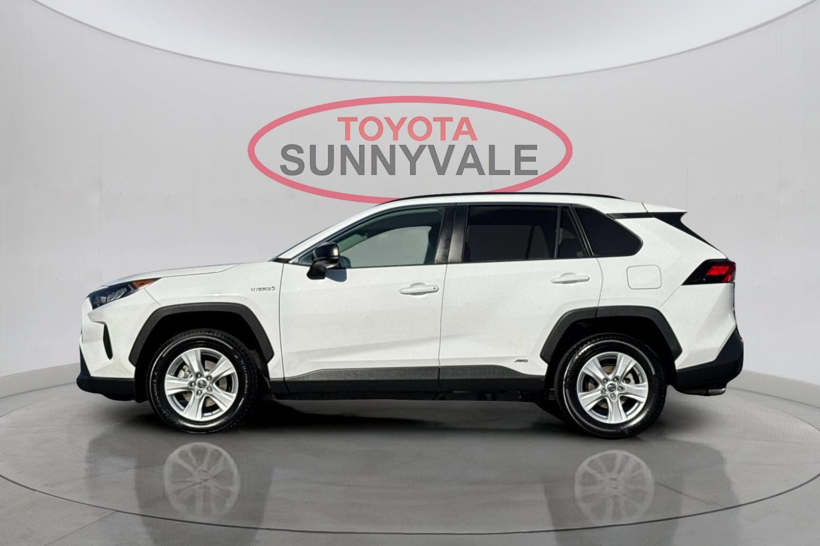 Used 2019 Toyota RAV4 LE w/ All Weather Liner Package AWD/4WD image 6