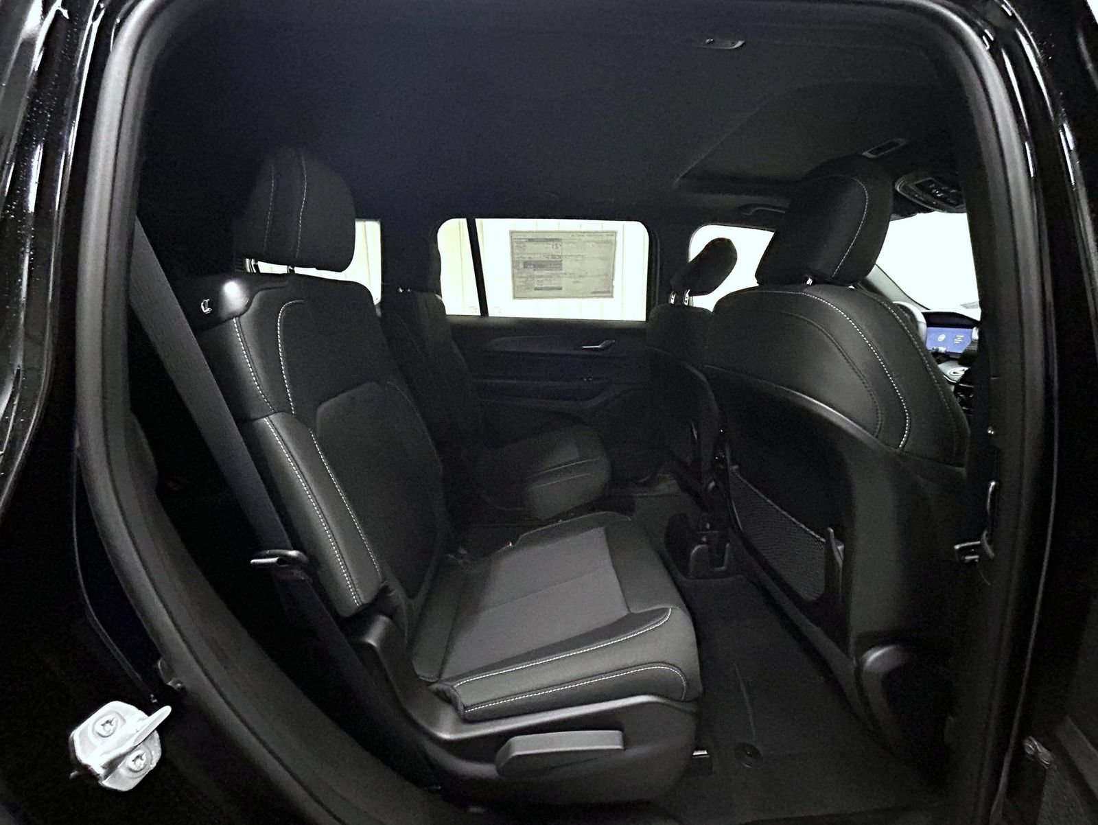 New 2026 Jeep Grand Cherokee L 4WD image 18