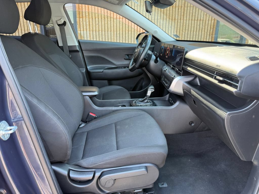 Used 2024 Hyundai Kona SEL FWD image 18