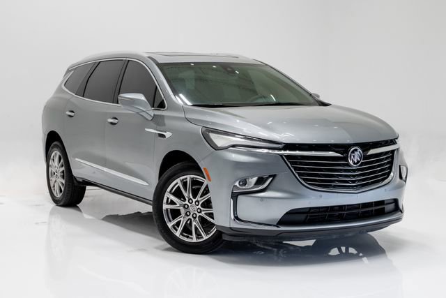 Used 2024 Buick Enclave Essence w/ Experience Buick Package image 6