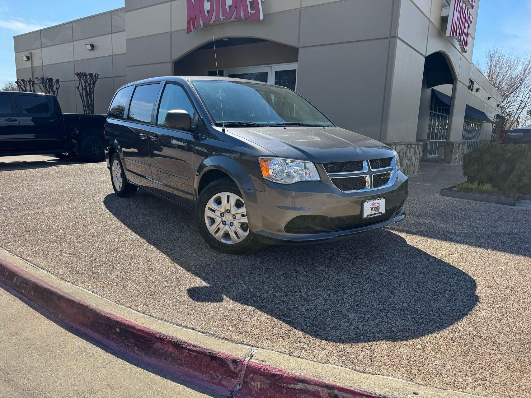 Used 2017 Dodge Grand Caravan SE w/ Power Window Group image 1