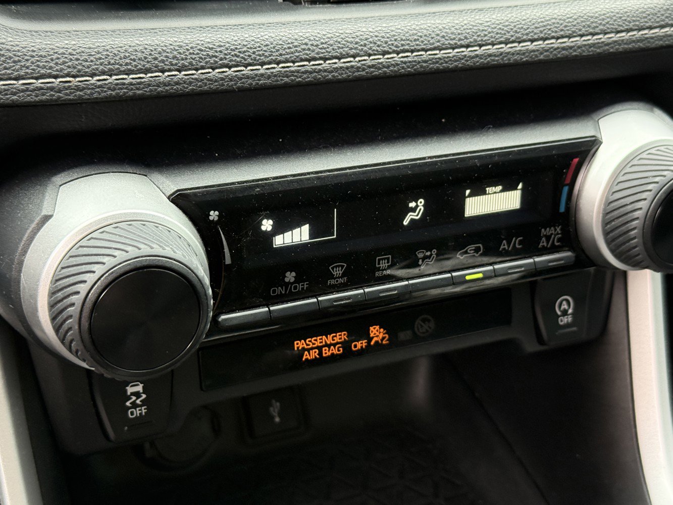 Used 2020 Toyota RAV4 LE w/ All Weather Liner Package image 14