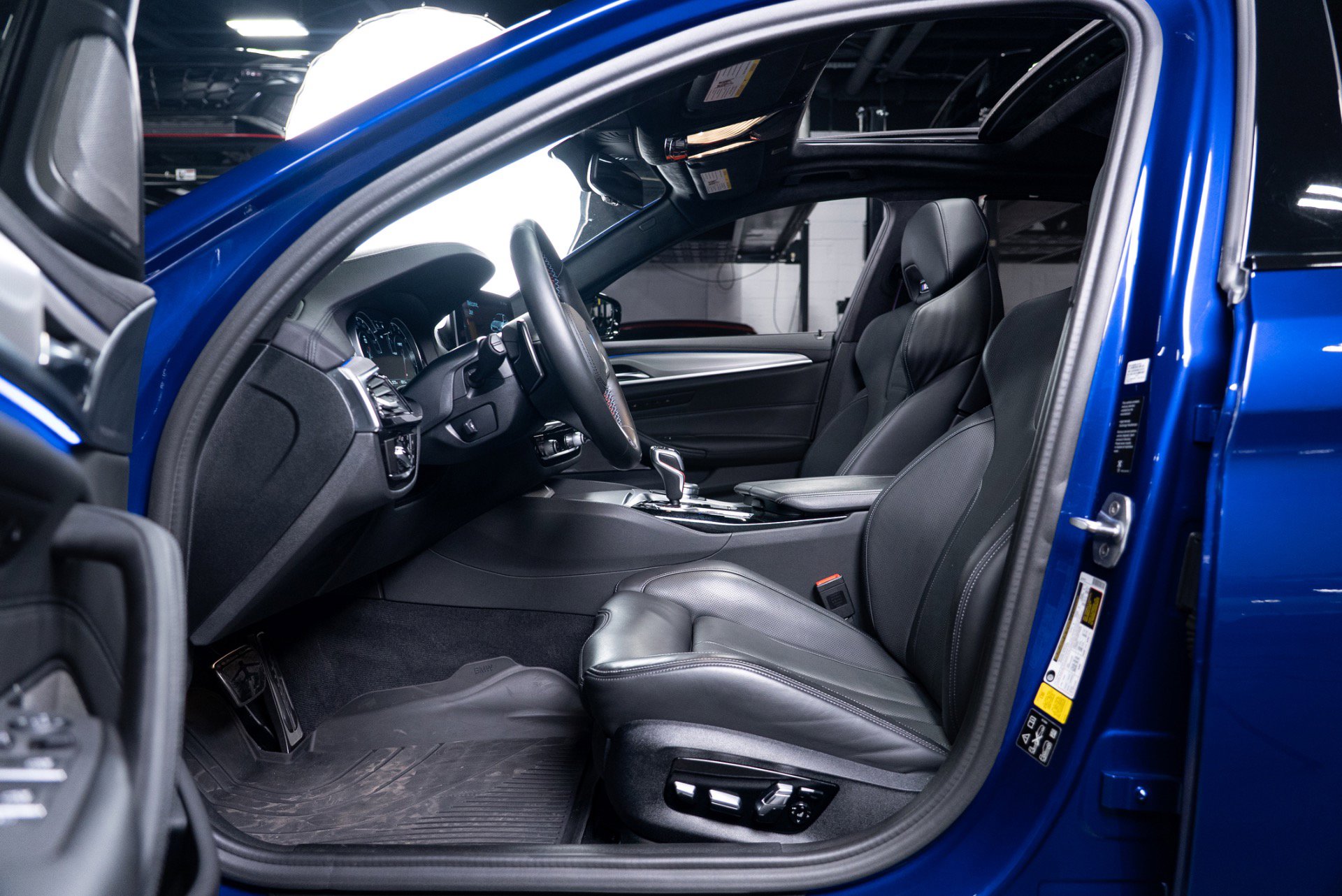 Used 2019 BMW M5 w/ Executive Package image 47