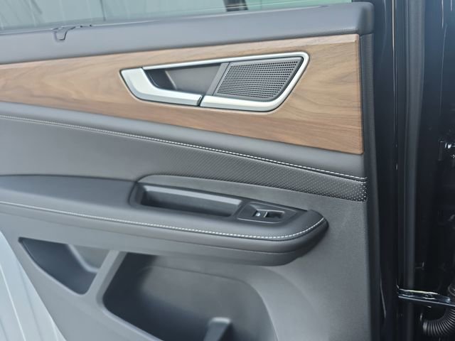 New 2026 Volkswagen Atlas SE FWD image 17