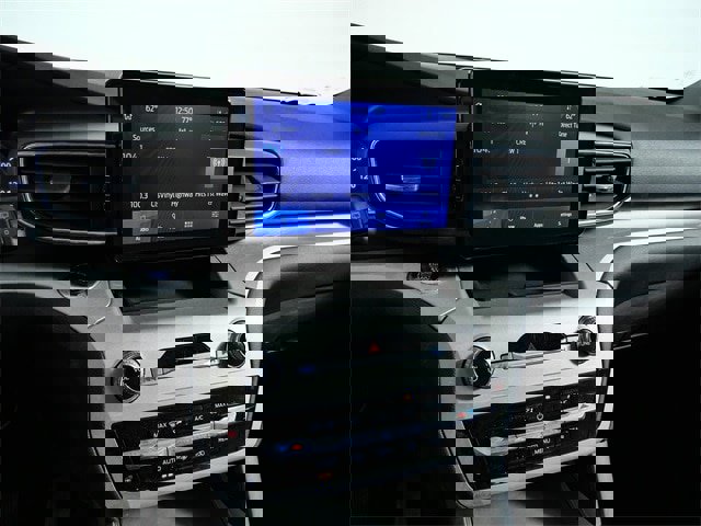 Certified 2023 Ford Explorer XLT image 20