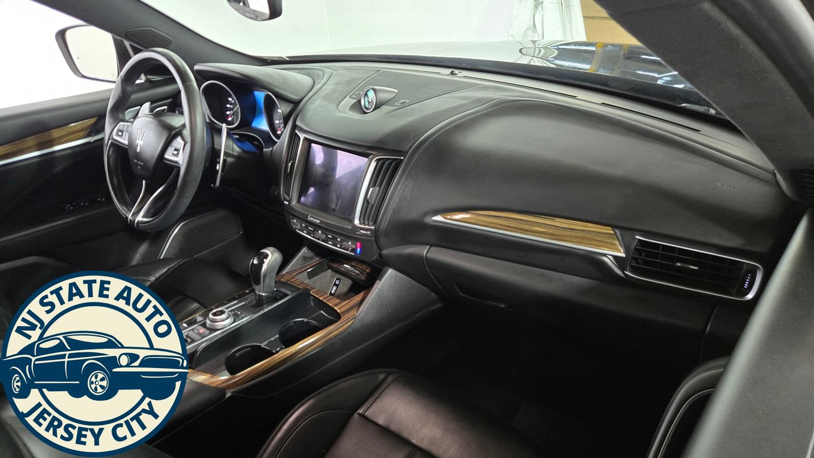 Used 2018 Maserati Levante S GranSport AWD/4WD image 36