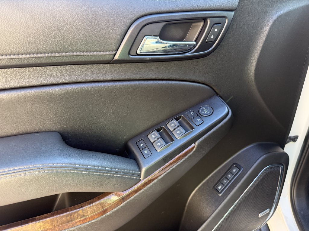 Used 2018 Chevrolet Suburban LT AWD/4WD image 33