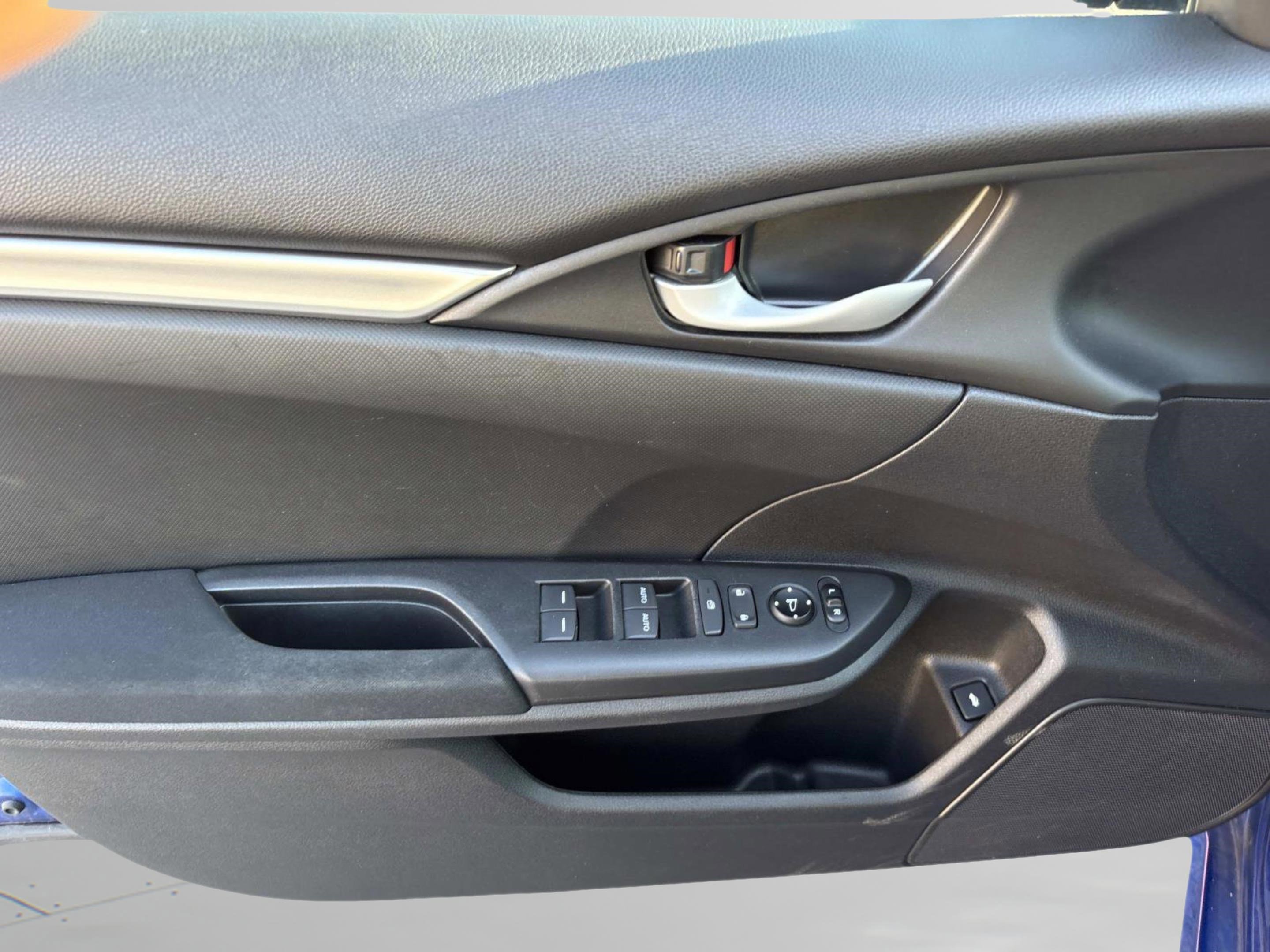 Used 2019 Honda Civic LX image 28