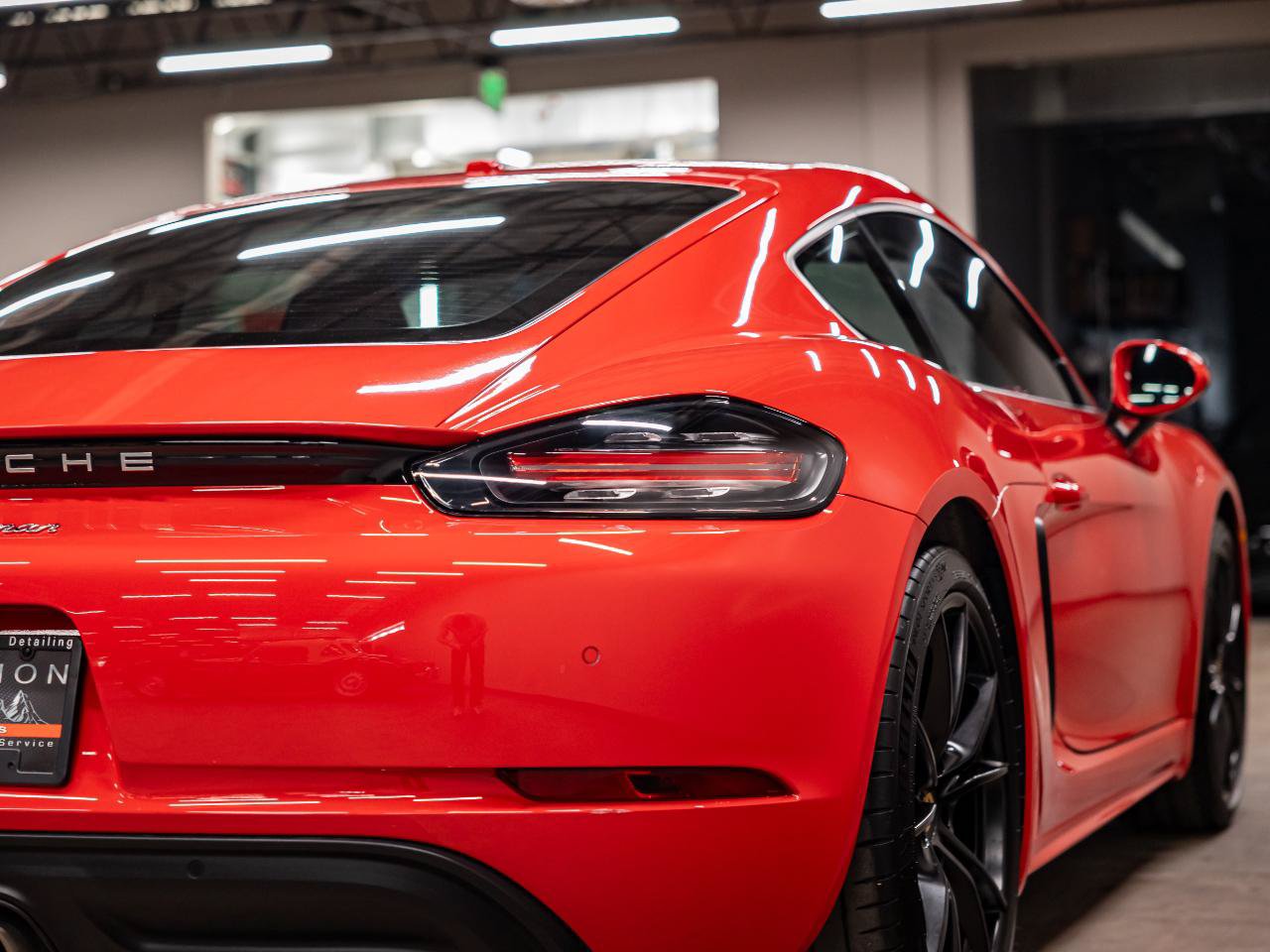Used 2022 Porsche 718 Cayman RWD image 35