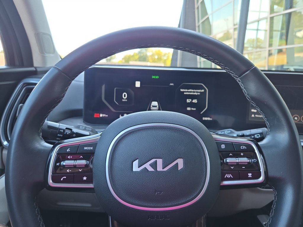 Used 2025 Kia Sorento SX AWD/4WD image 20