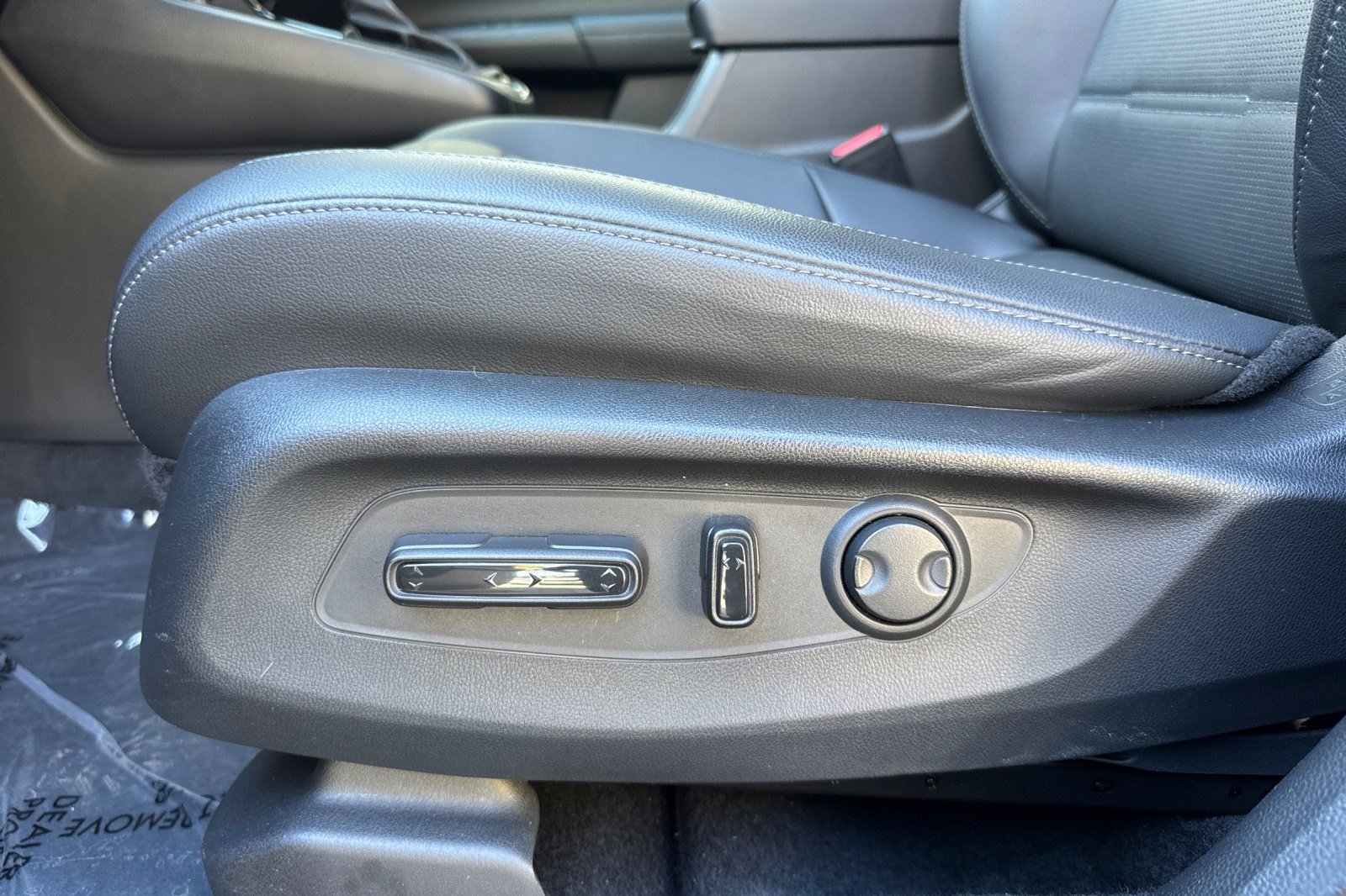 Used 2025 Honda CR-V EX-L image 15