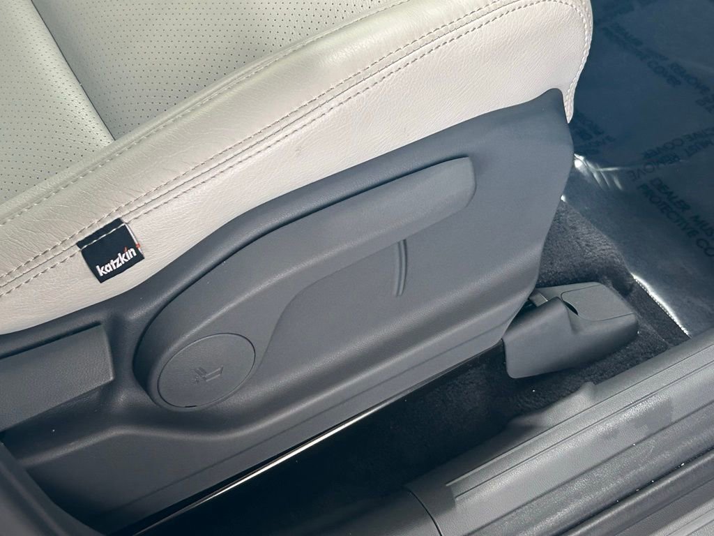 Used 2025 Hyundai Santa Fe SE image 25