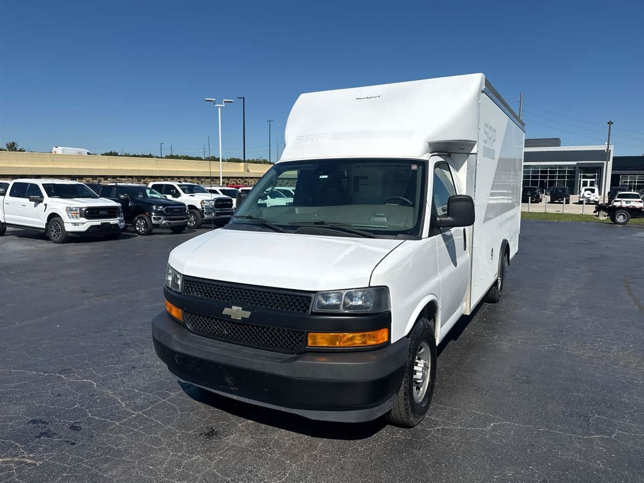 Used 2021 Chevrolet Express 3500 w/ Power Convenience Package RWD image 4