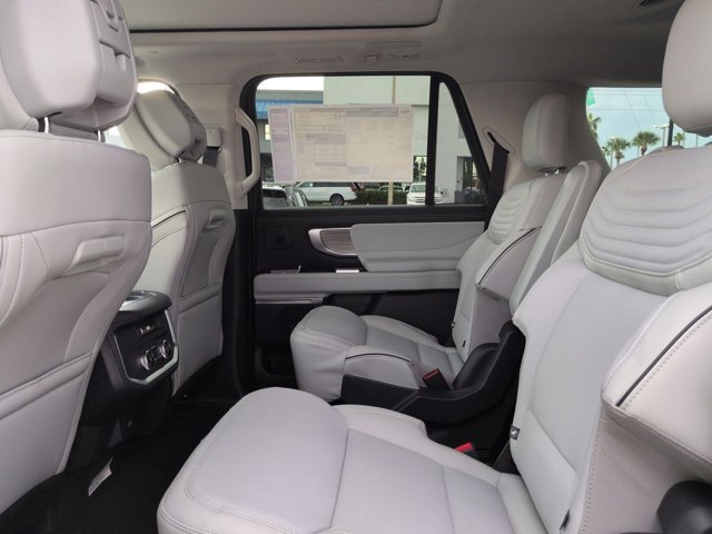 New 2027 Ford Expedition Max Platinum w/ Platinum Ultimate Package AWD/4WD image 16