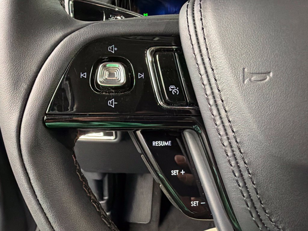 New 2027 Lincoln Aviator Reserve AWD/4WD image 17