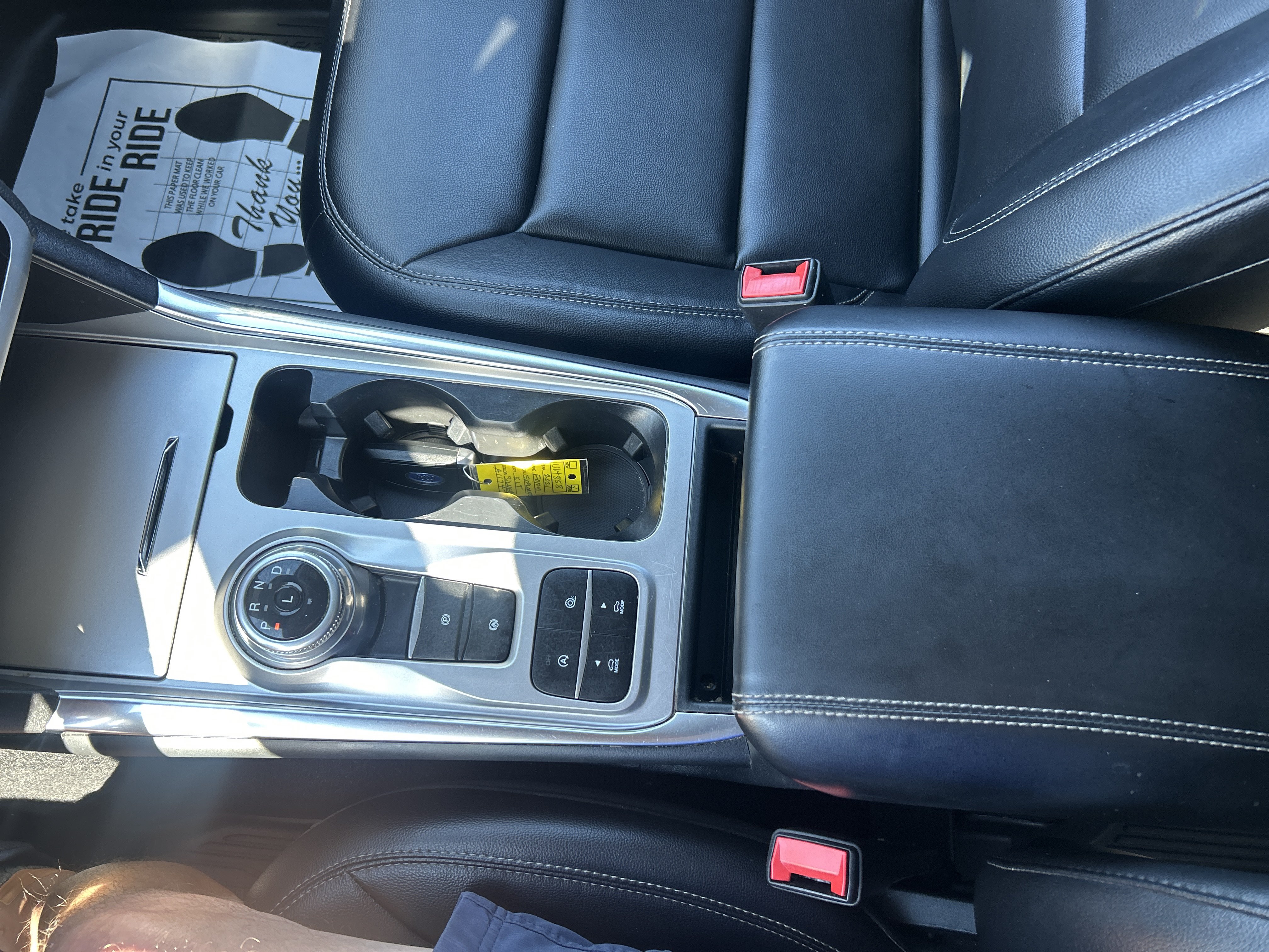 Used 2021 Ford Explorer XLT w/ Equipment Group 202A RWD image 22