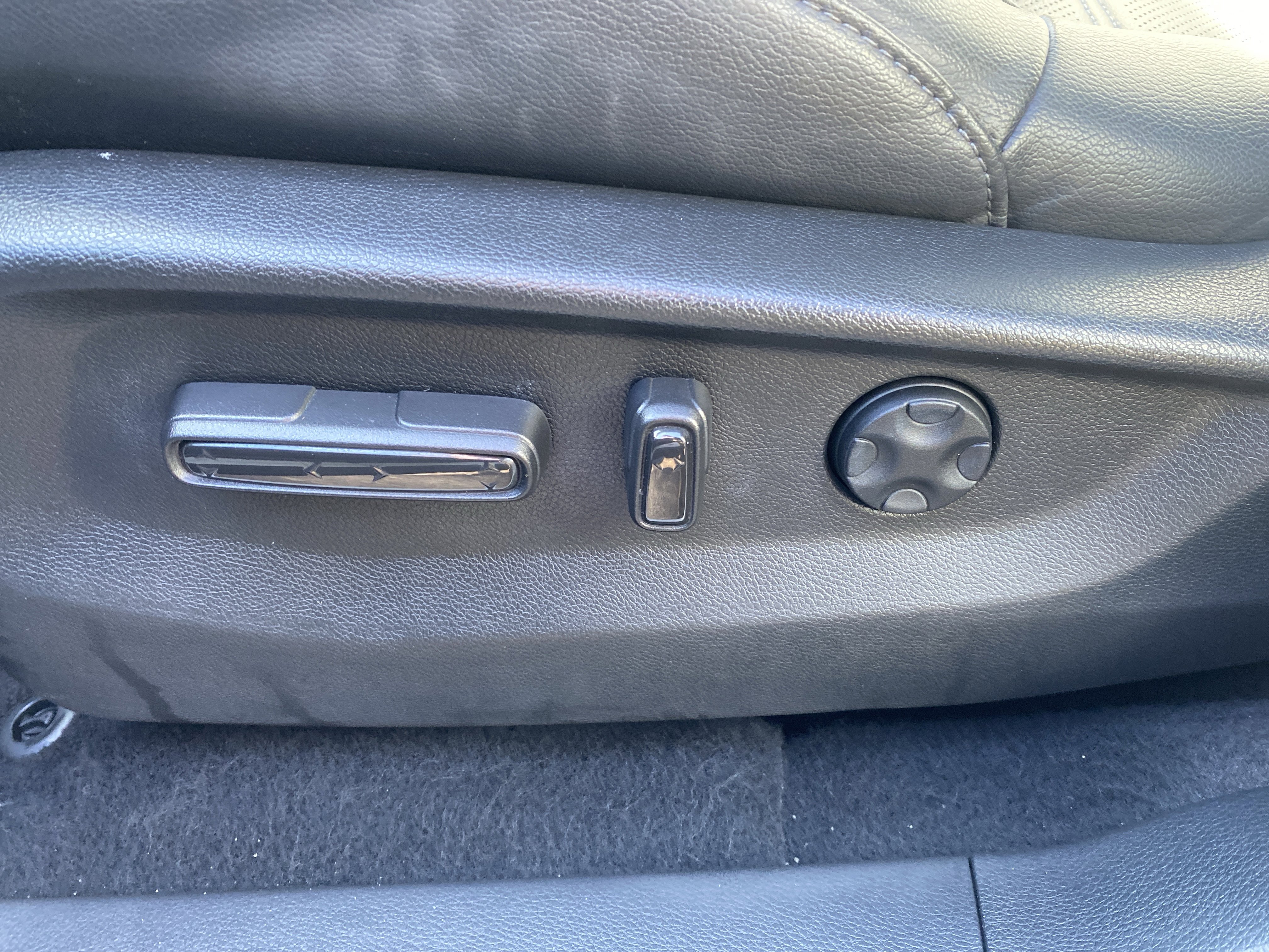 Used 2020 Honda CR-V EX-L image 11