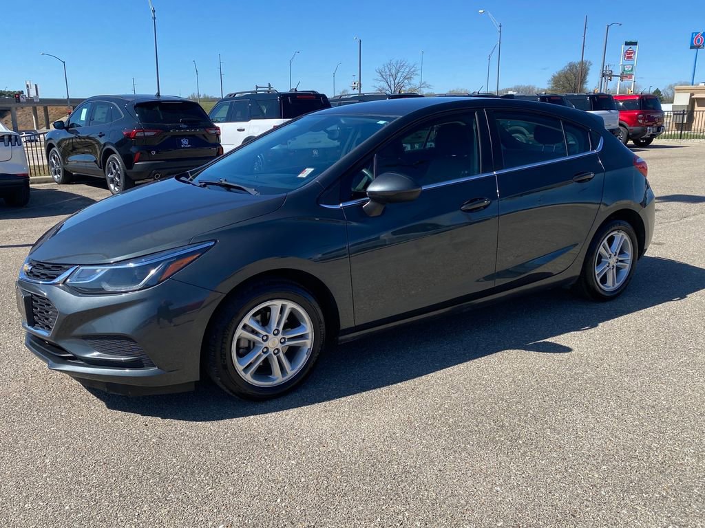 Used 2017 Chevrolet Cruze LT w/ Convenience Package image 3