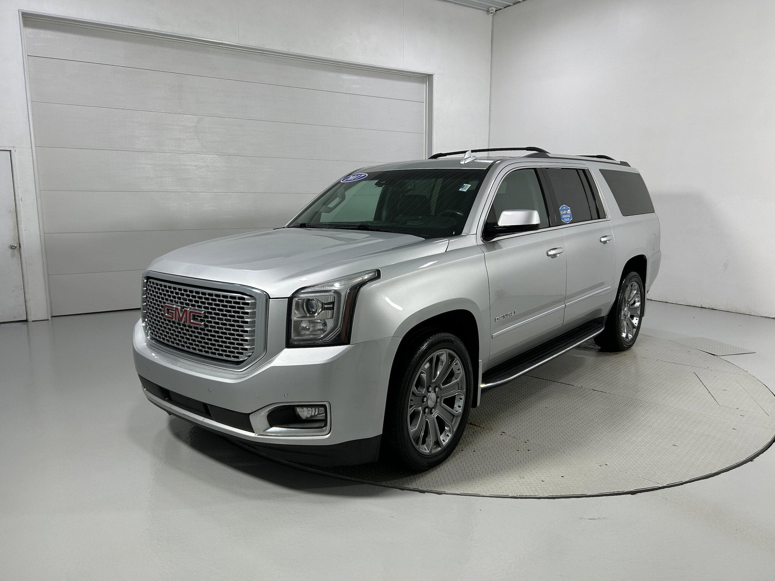 Used 2017 GMC Yukon XL Denali w/ Open Road Package AWD/4WD image 21