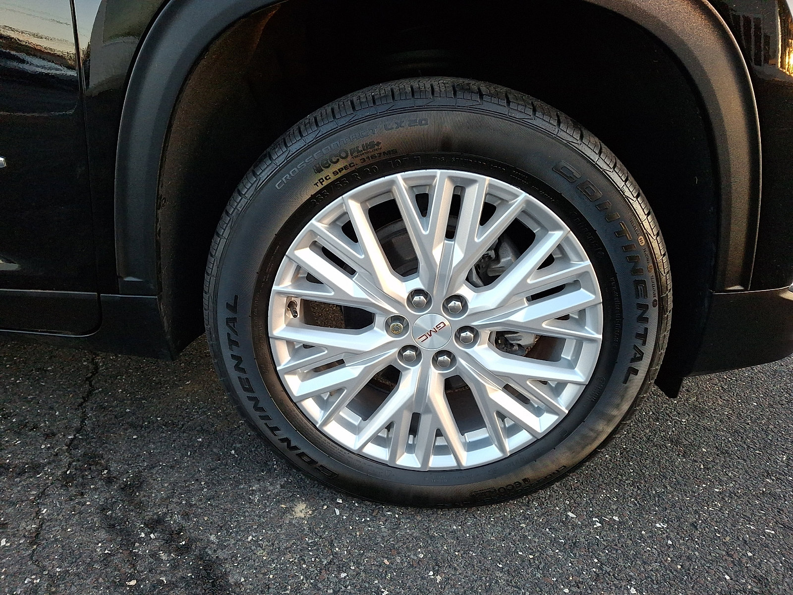 Certified 2024 GMC Acadia Elevation image 9