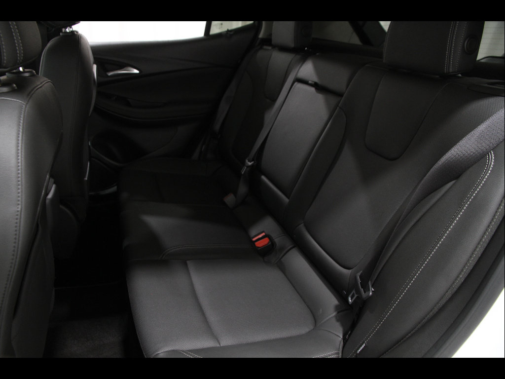 Used 2024 Buick Encore GX Sport Touring w/ Comfort Package AWD/4WD image 19