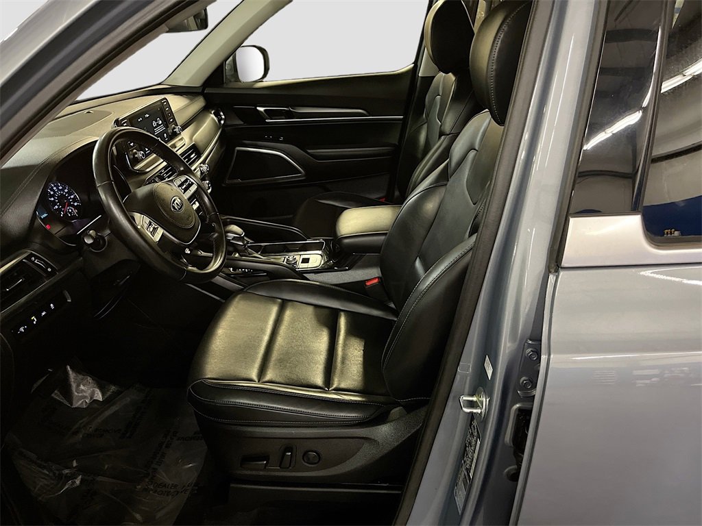 Used 2022 Kia Telluride S image 21