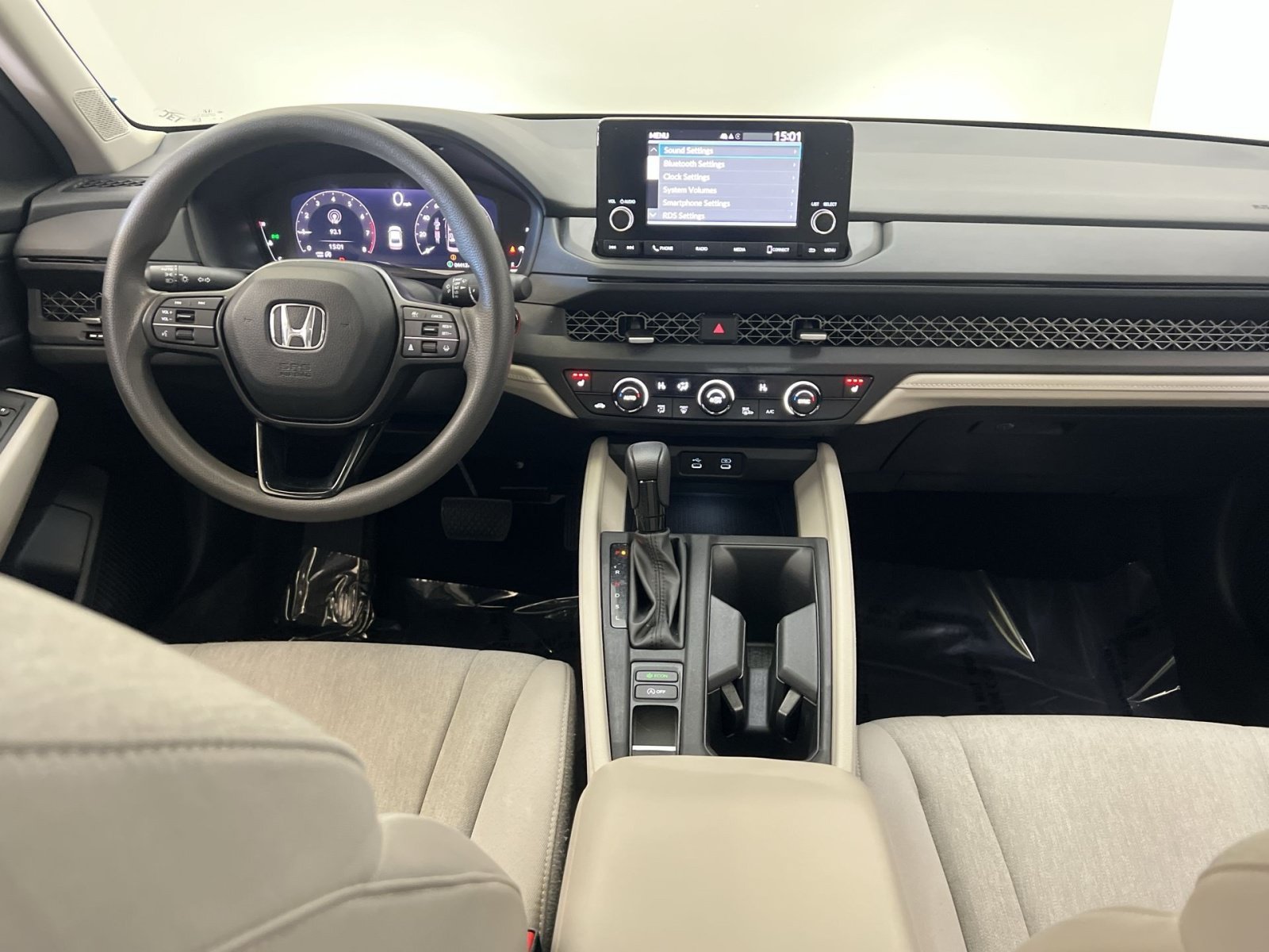 Used 2023 Honda Accord EX image 22