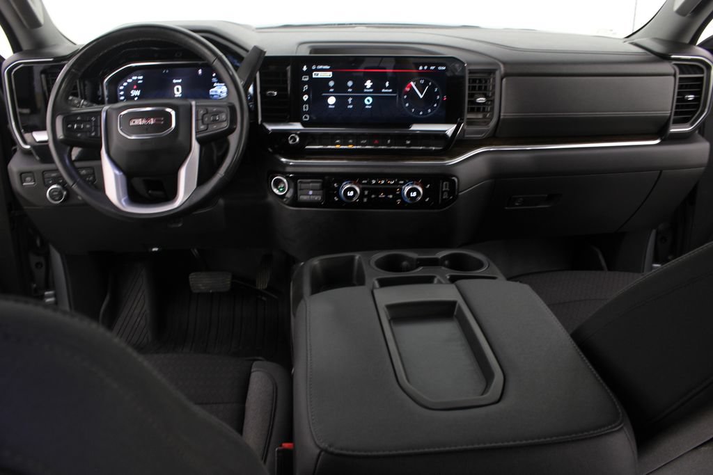Used 2023 GMC Sierra 1500 SLE AWD/4WD image 9