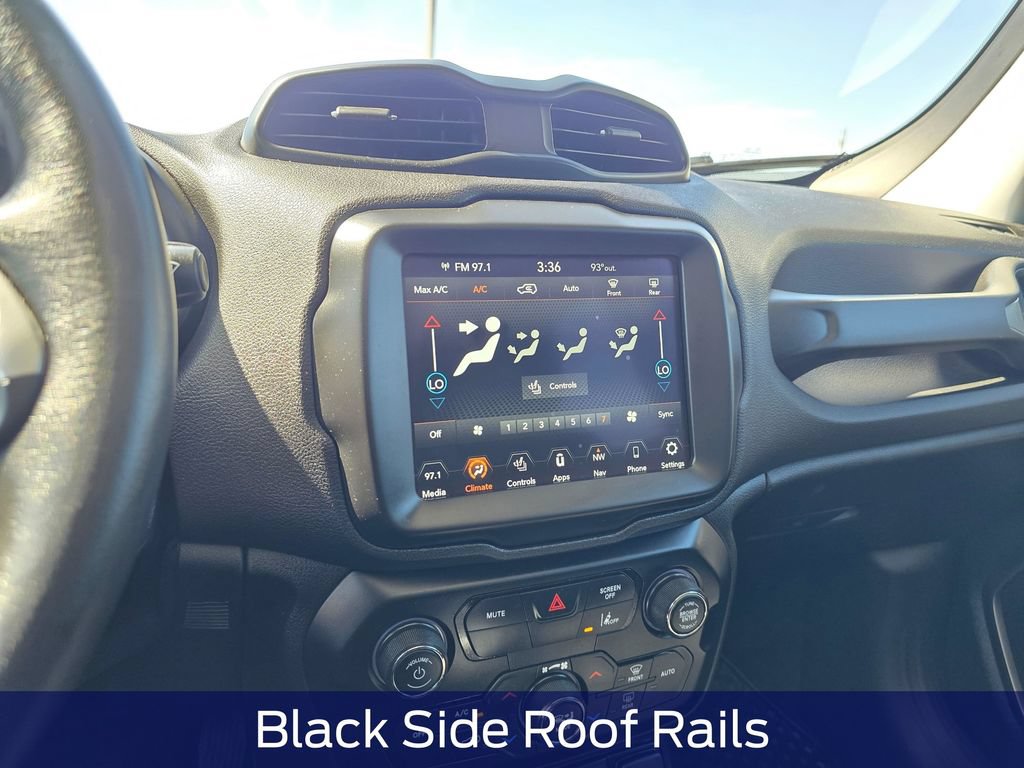Used 2023 Jeep Renegade Latitude w/ Sun/Sound Group AWD/4WD image 22