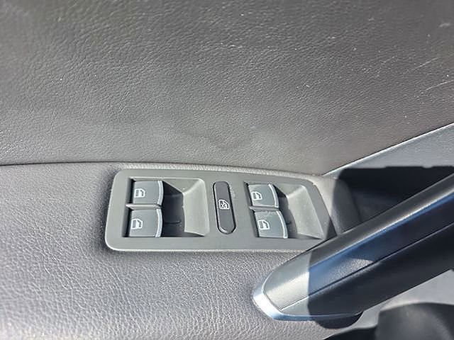 Used 2016 Volkswagen Passat 1.8T SEL Premium image 49