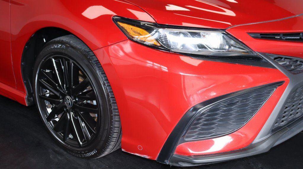 Used 2024 Toyota Camry SE w/ Cold Weather Package FWD image 12