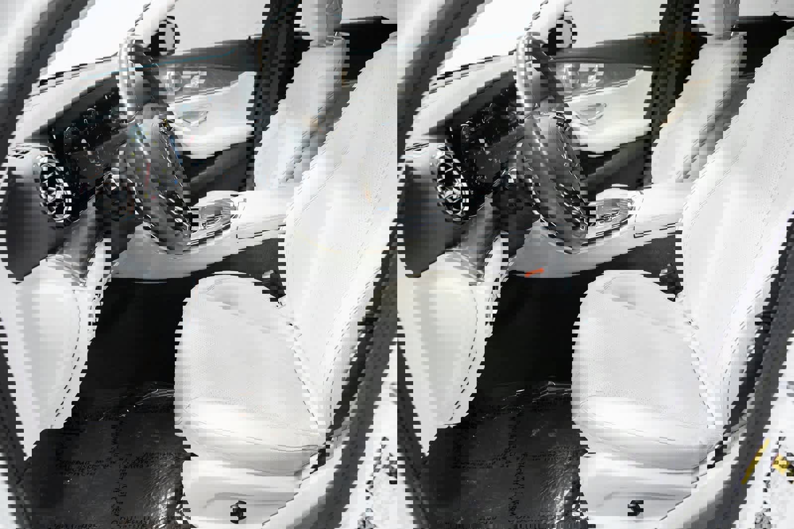 Used 2022 Mercedes-Benz E 350 Sedan image 16