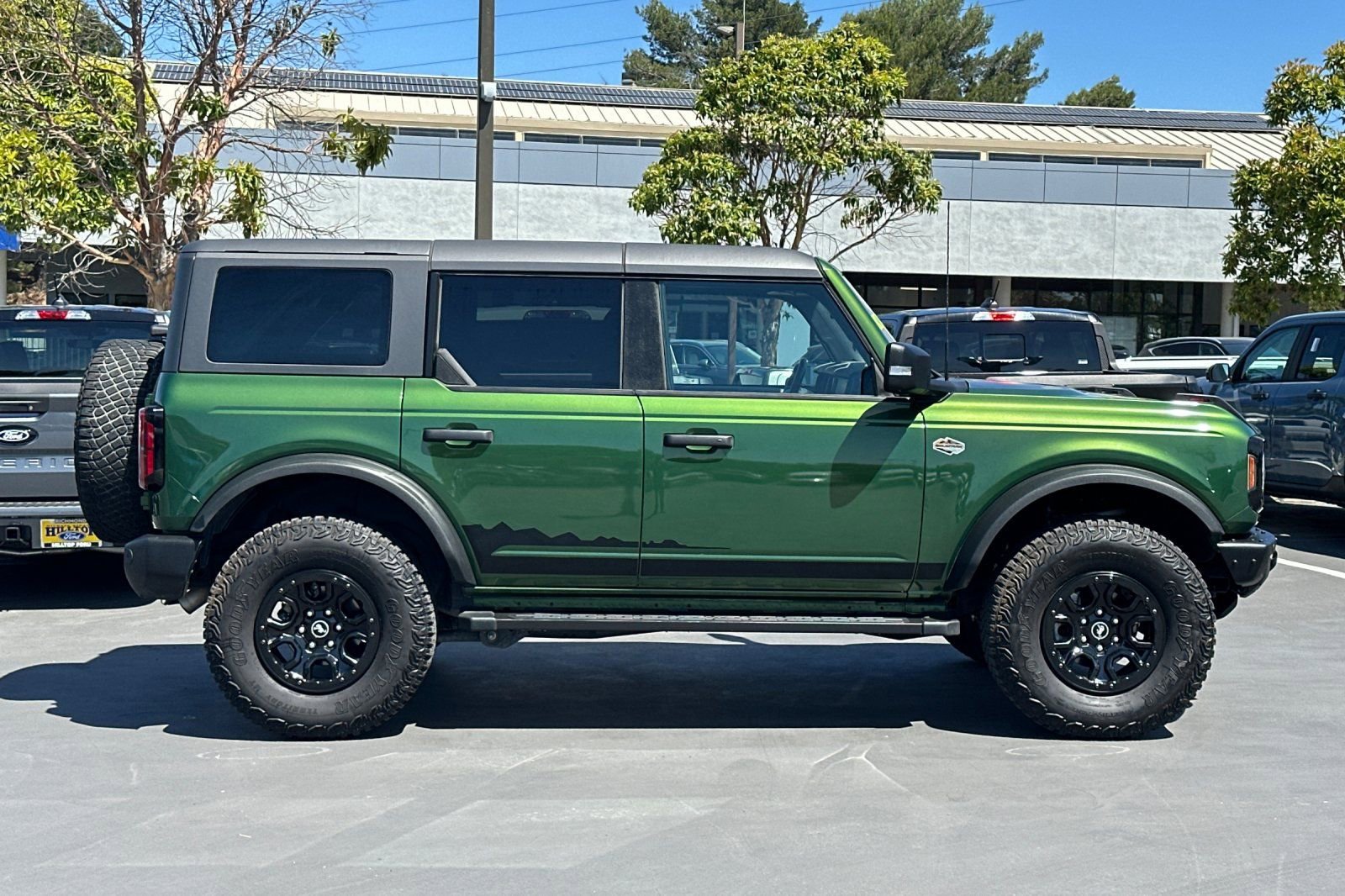 Used 2024 Ford Bronco Wildtrak AWD/4WD image 4