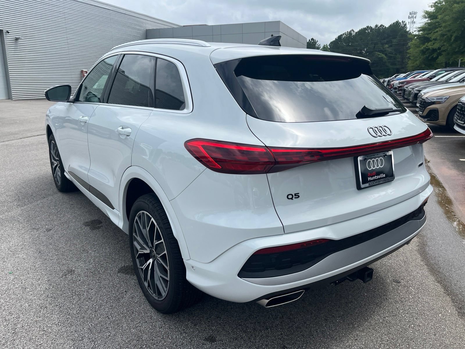 Used 2025 Audi Q5 Premium w/ Premium Plus AWD/4WD image 8