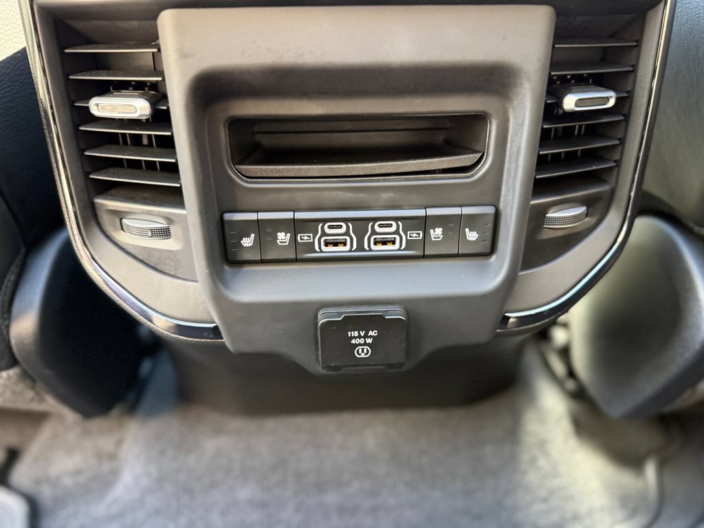 Used 2025 RAM 1500 Limited AWD/4WD image 35