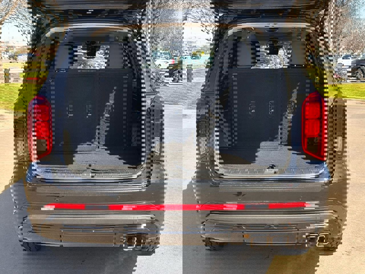 Used 2023 Hyundai Palisade XRT w/ Cargo Package image 14