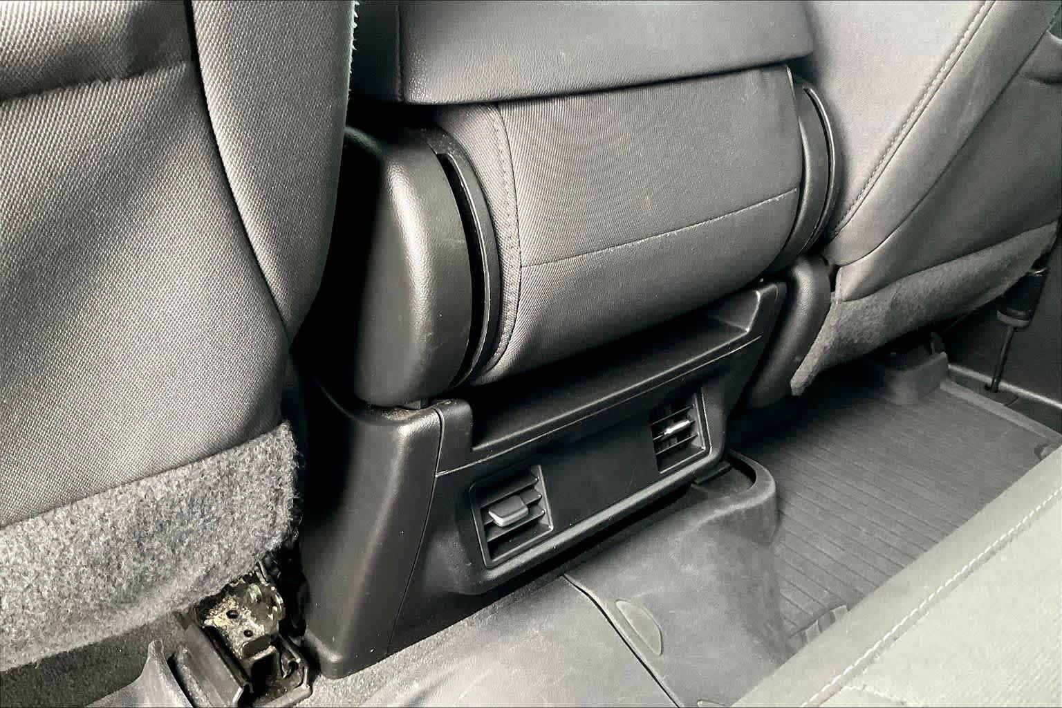 Certified 2023 Chevrolet Silverado 1500 Custom RWD image 33