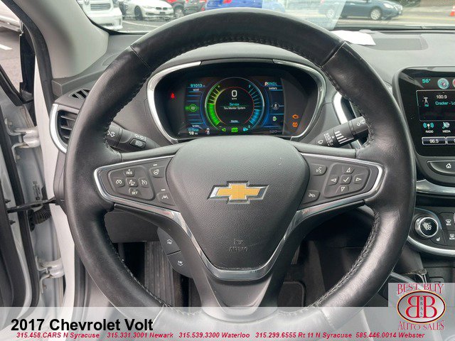 Used 2017 Chevrolet Volt Premier w/ Driver Confidence II Package FWD image 25