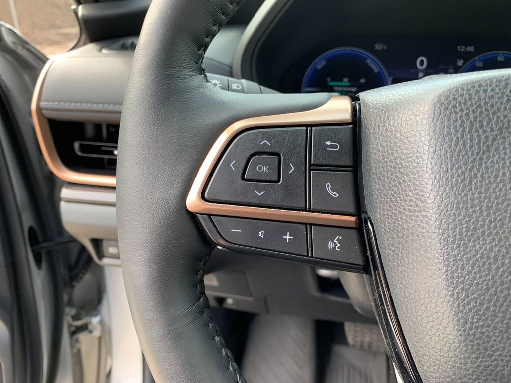 Used 2024 Toyota Grand Highlander MAX Platinum image 30