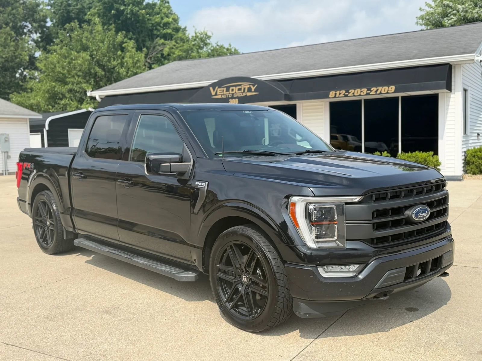 Used 2021 Ford F150 Lariat w/ Equipment Group 502A High AWD/4WD image 1