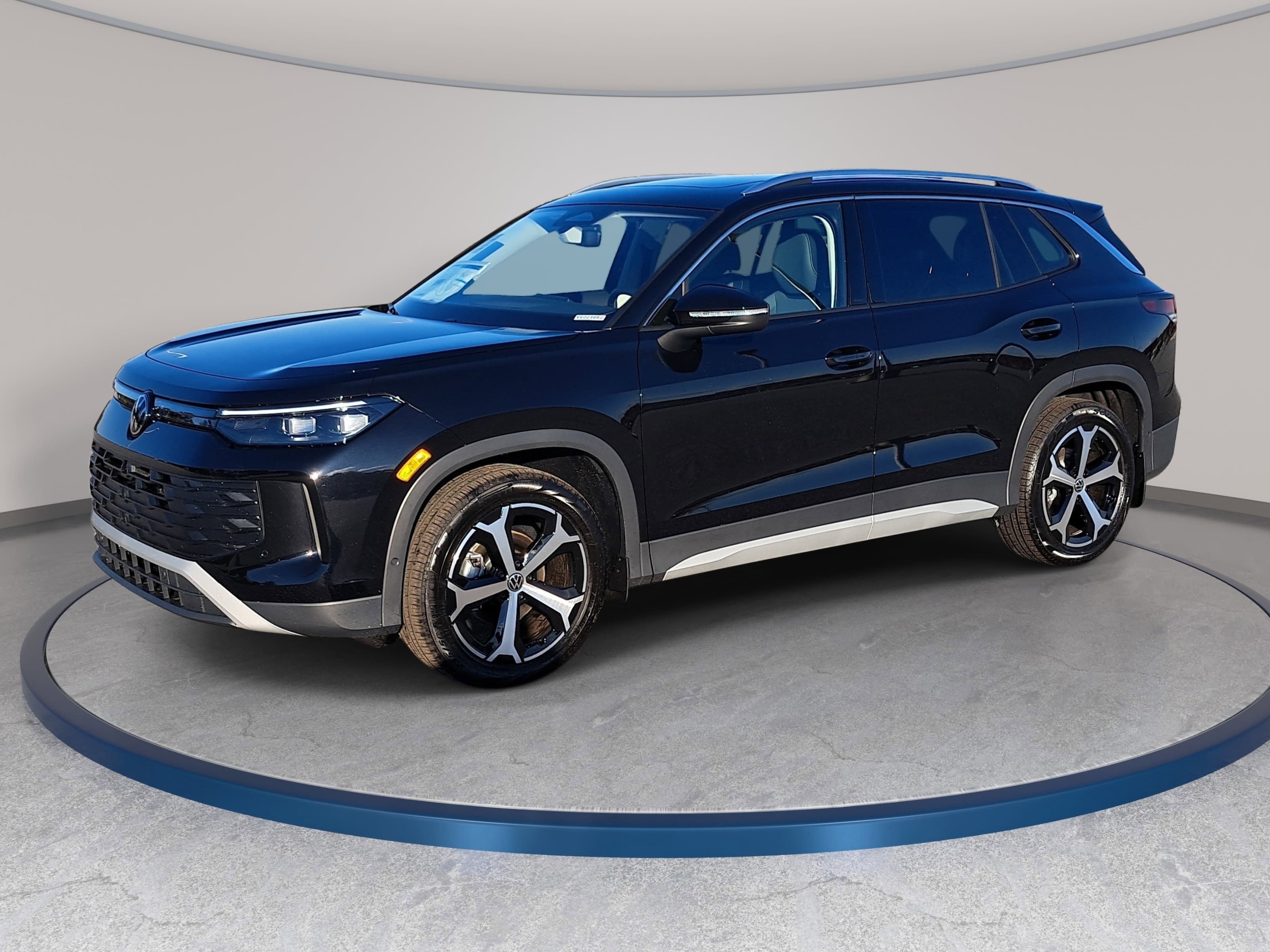 New 2026 Volkswagen Tiguan SE