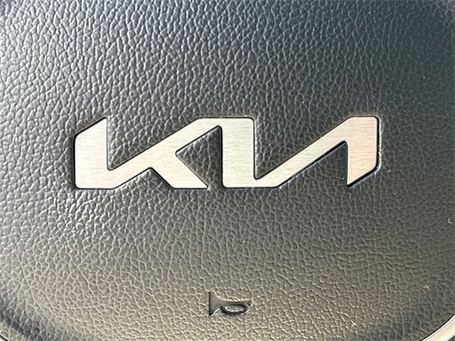 Used 2022 Kia Sorento EX w/ Panoramic Sunroof Package image 30